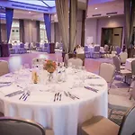 Sezony. Restauracja I Hotel