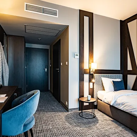 Sezony. Restauracja I