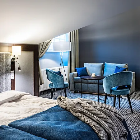 Sezony. Restauracja I 3* Kostrzyn