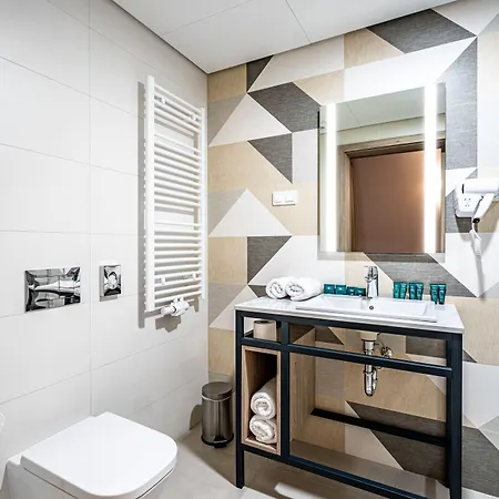 Sezony. Restauracja I