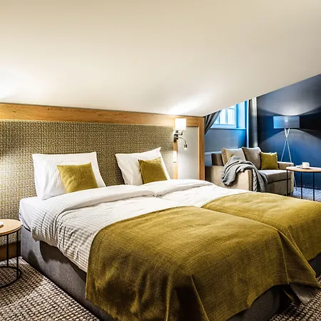 فندق Sezony. Restauracja I كوسترزين