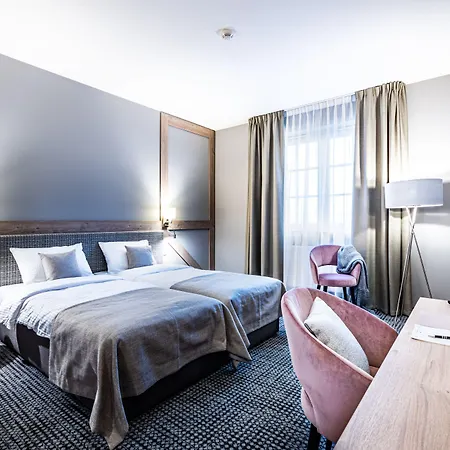 Sezony. Restauracja I 3*