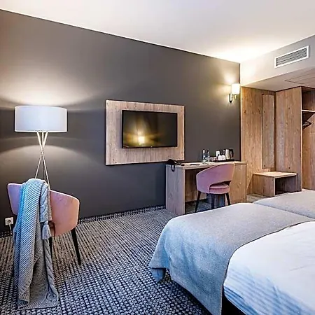 Sezony. Restauracja I Szálloda 3*