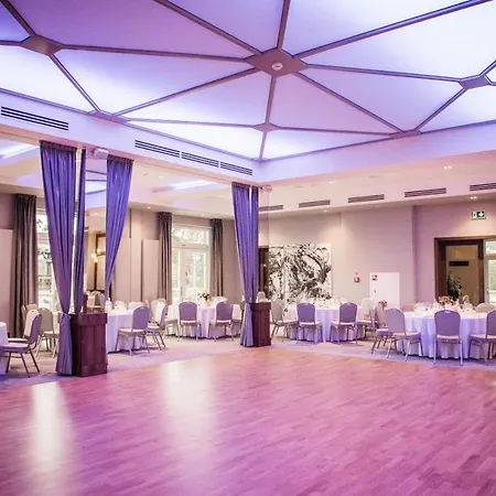 Sezony. Restauracja I 3*