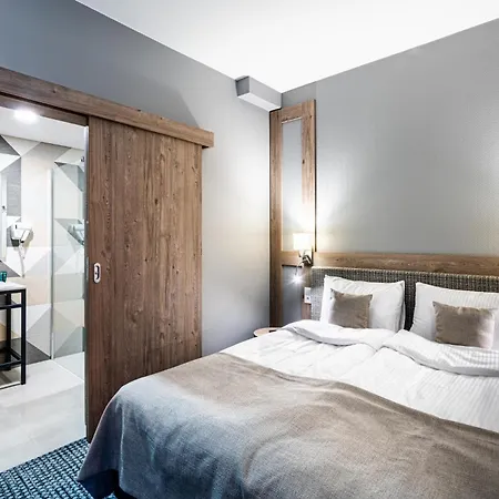 Sezony. Restauracja I Hotel Kostrzyn