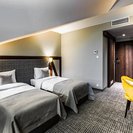 Sezony. Restauracja I Костшин