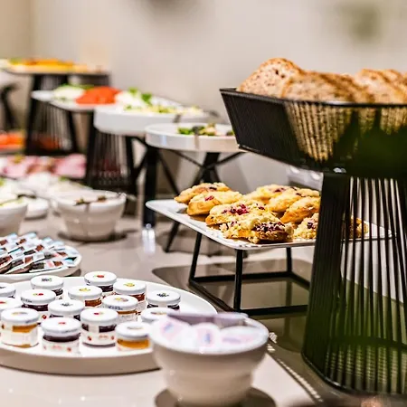 Отель Sezony. Restauracja I Костшин