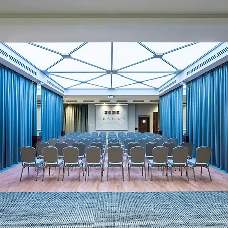 Sezony. Restauracja I 3* Kostrzyn