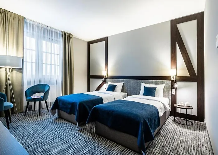 Sezony. Restauracja I Hotel 3*