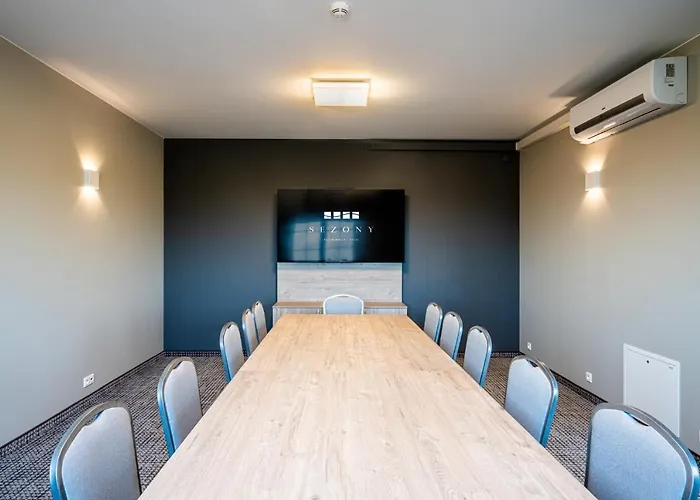 Sezony. Restauracja I Hotel 3*