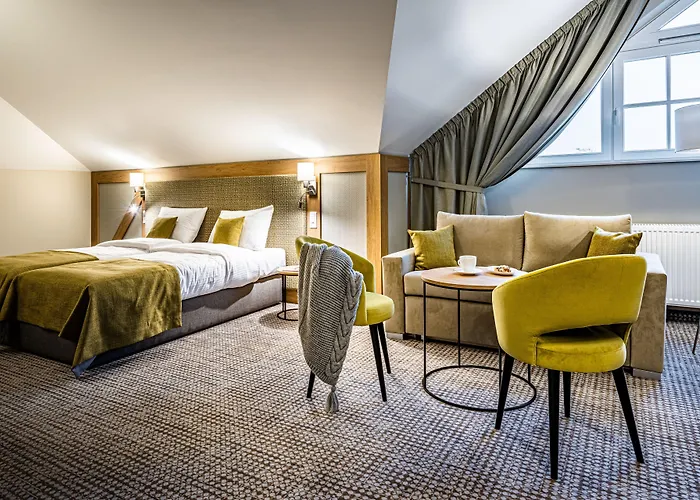 Sezony. Restauracja I