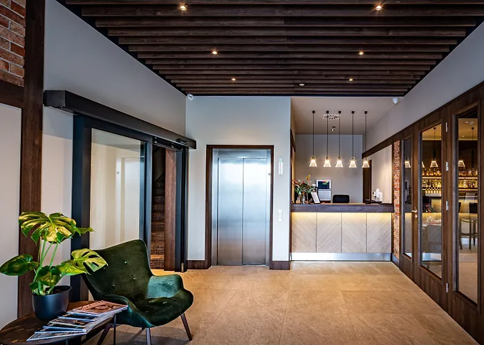 Sezony. Restauracja I Hotel 3*