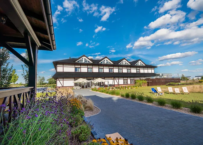 Sezony. Restauracja I Hotel