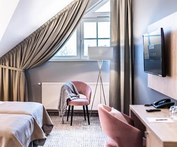 Sezony. Restauracja I