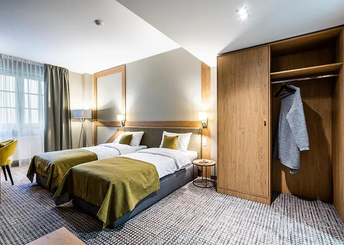 Sezony. Restauracja I