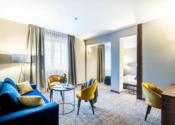 Sezony. Restauracja I