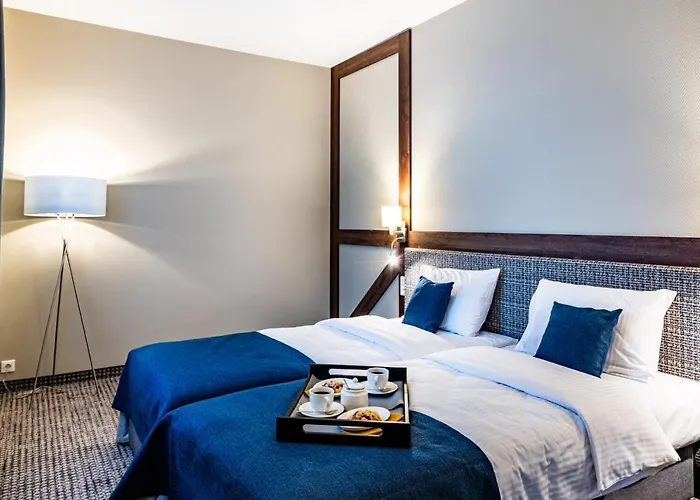 Sezony. Restauracja I Hotel 3*