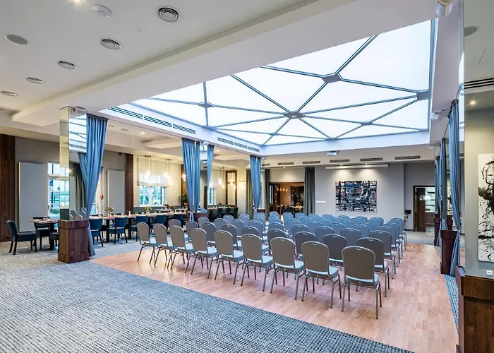 Sezony. Restauracja I 3*